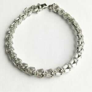 Cz tennis bracelet in silver